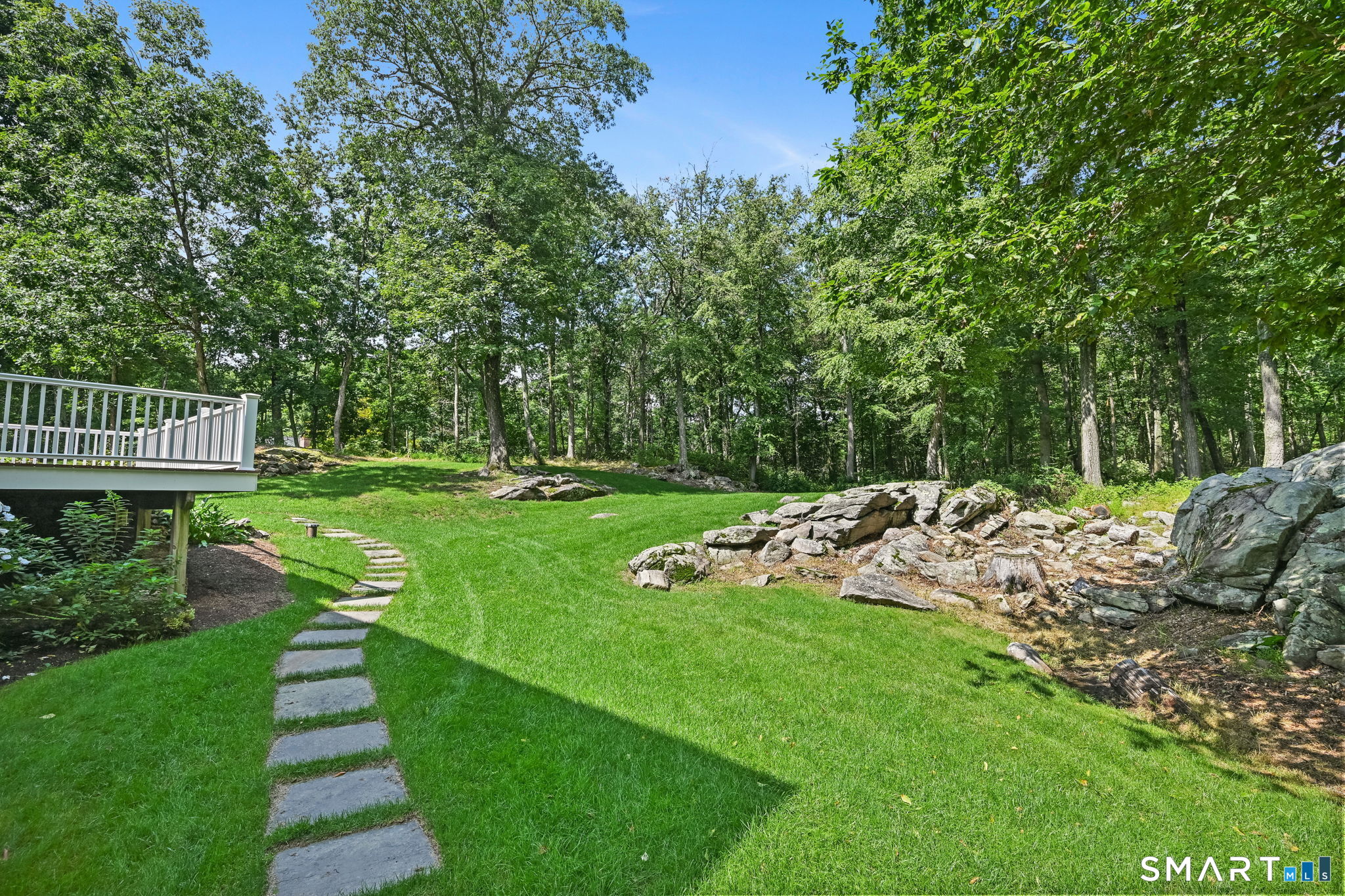 75 Ledgewood Drive