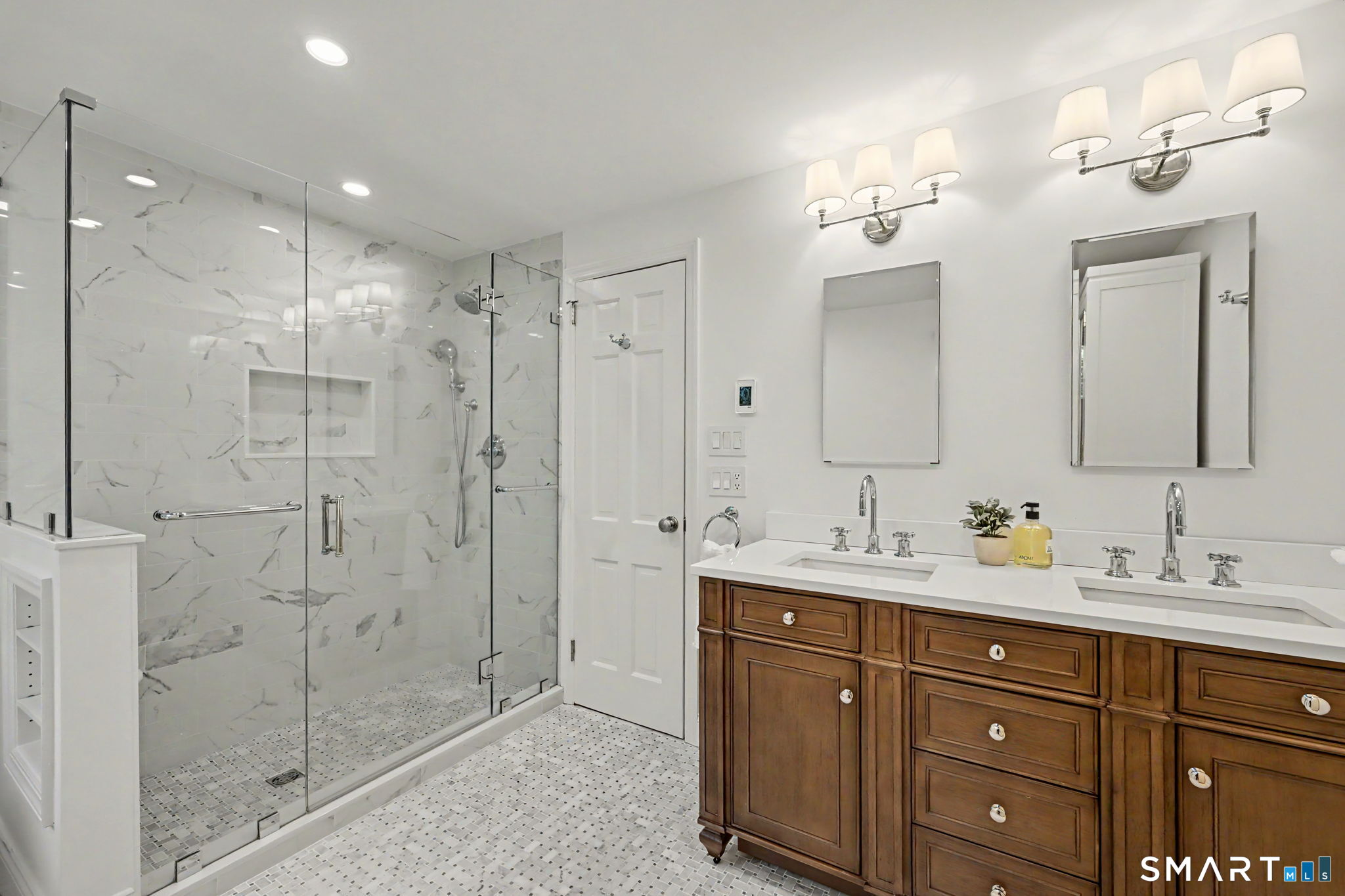 11 Greenbriar Lane