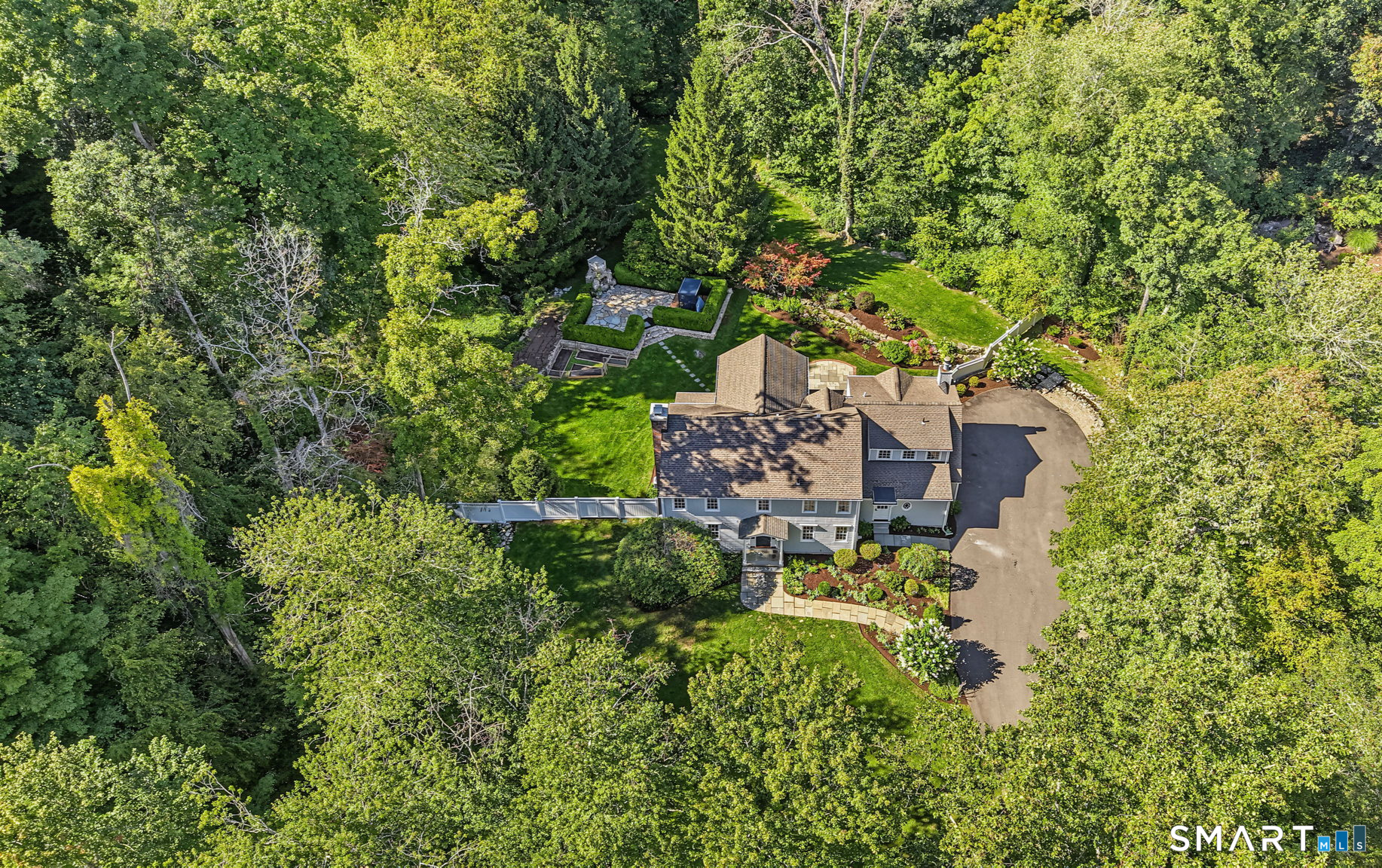 11 Greenbriar Lane
