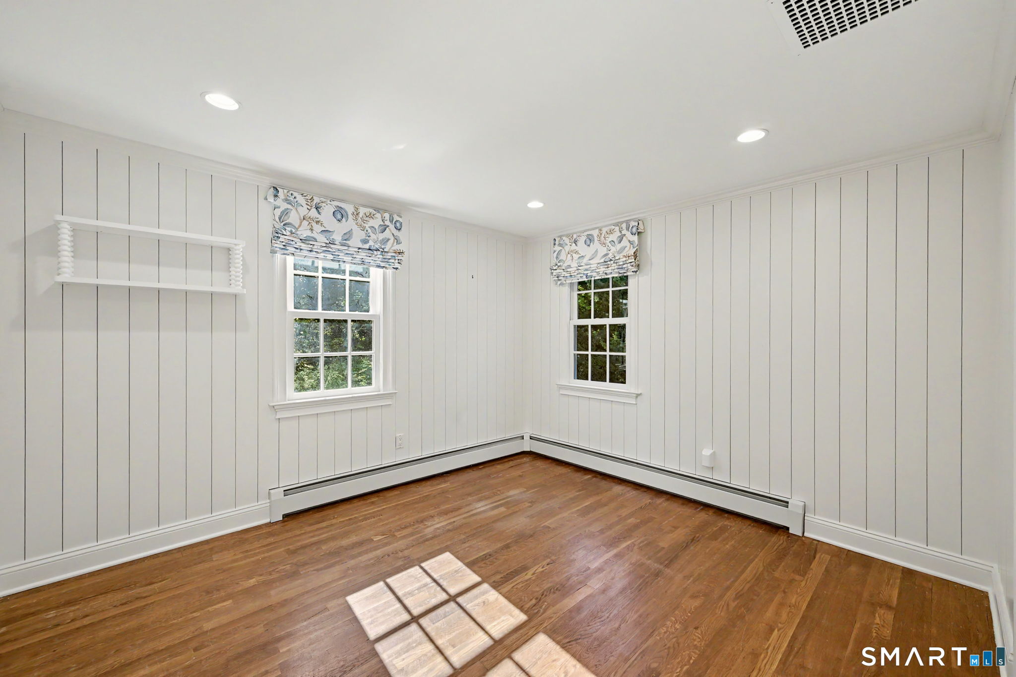 11 Greenbriar Lane
