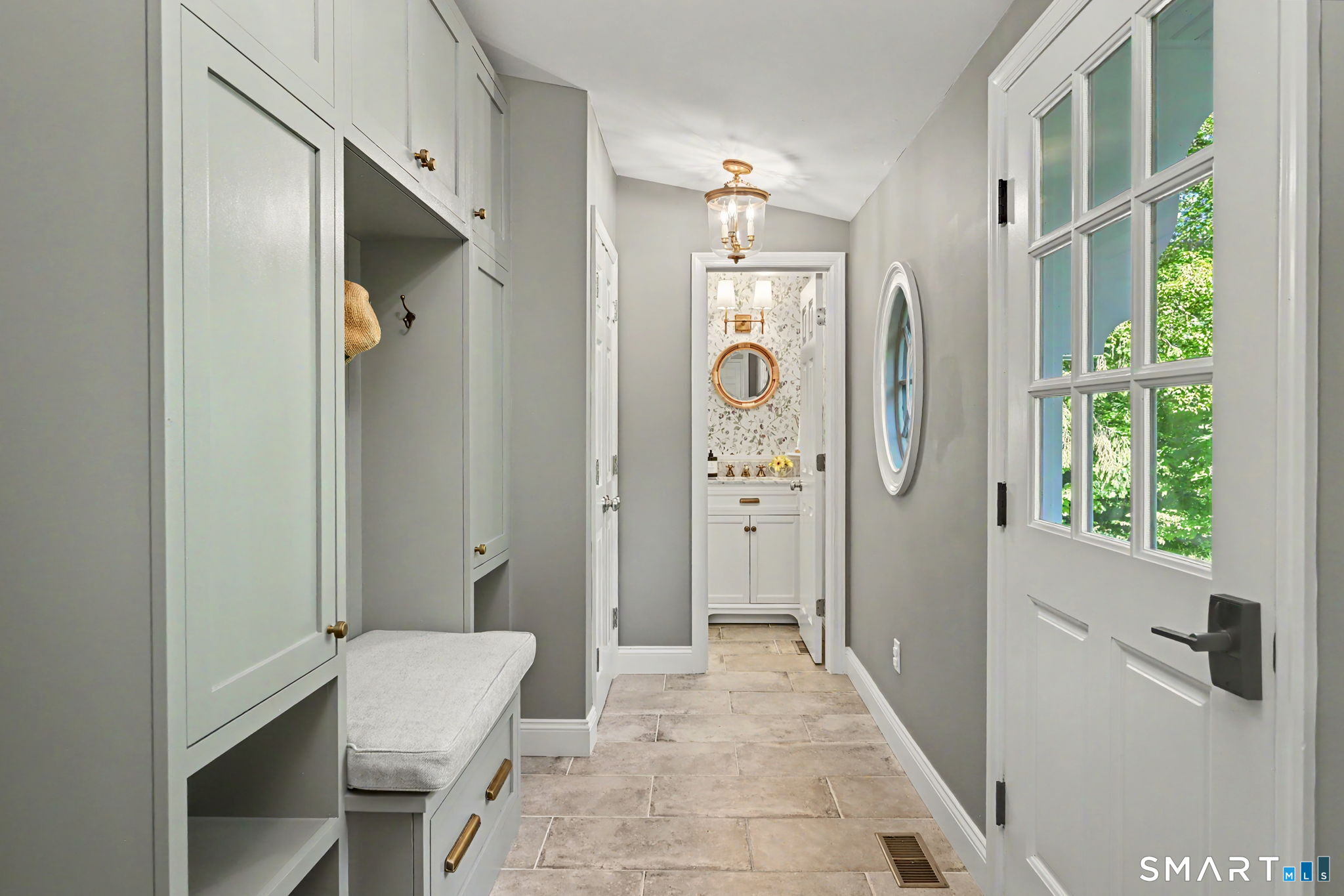 11 Greenbriar Lane