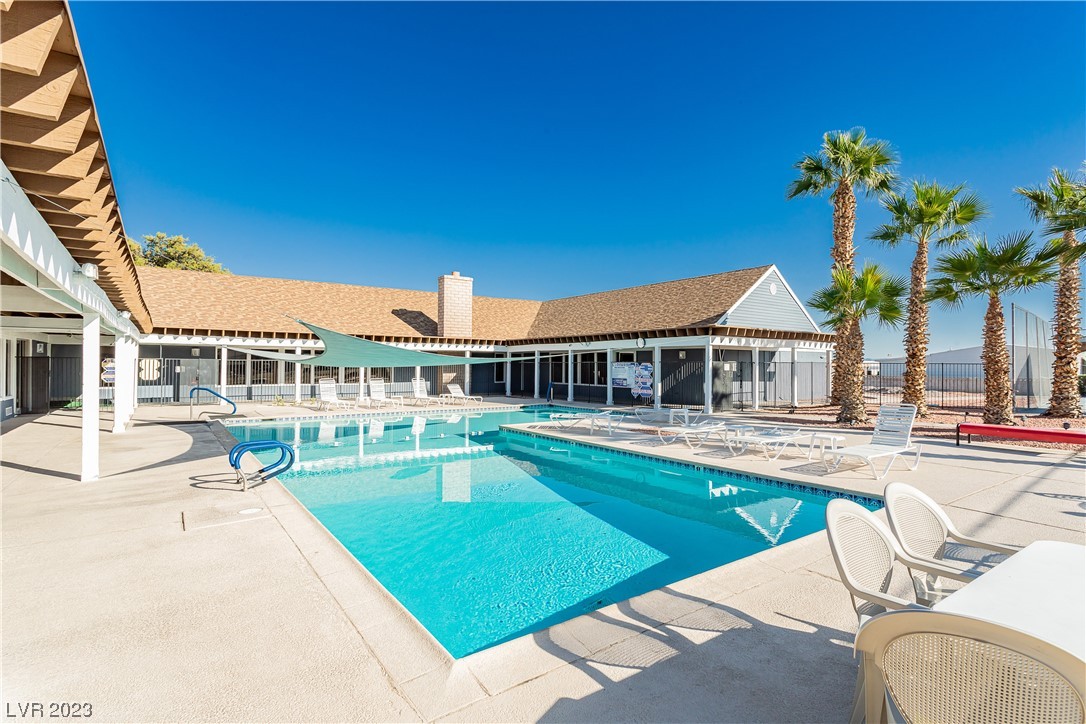 5126 North Ridge Club Drive