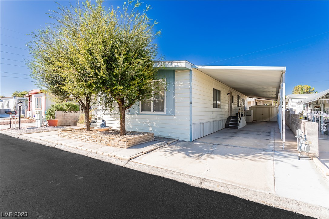5126 North Ridge Club Drive