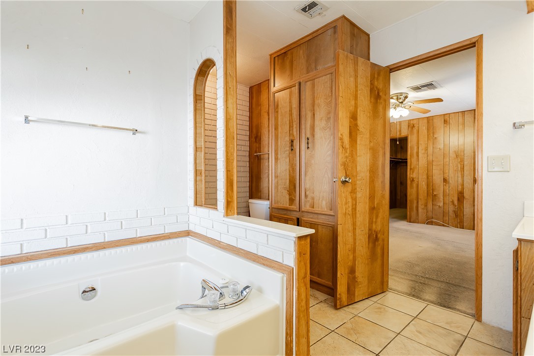 5126 North Ridge Club Drive