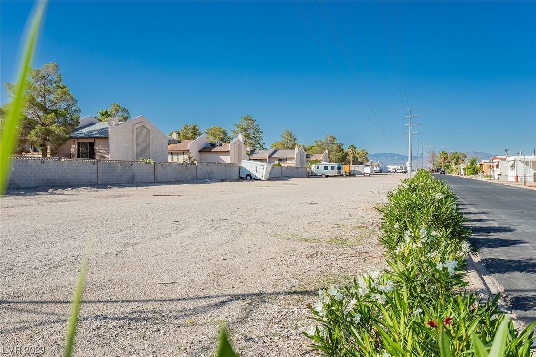5126 North Ridge Club Drive