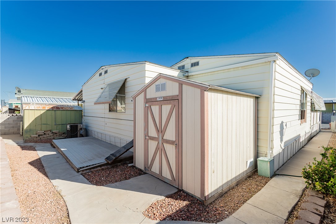 5126 North Ridge Club Drive