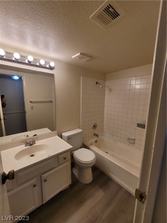 4946 MOZART Drive
