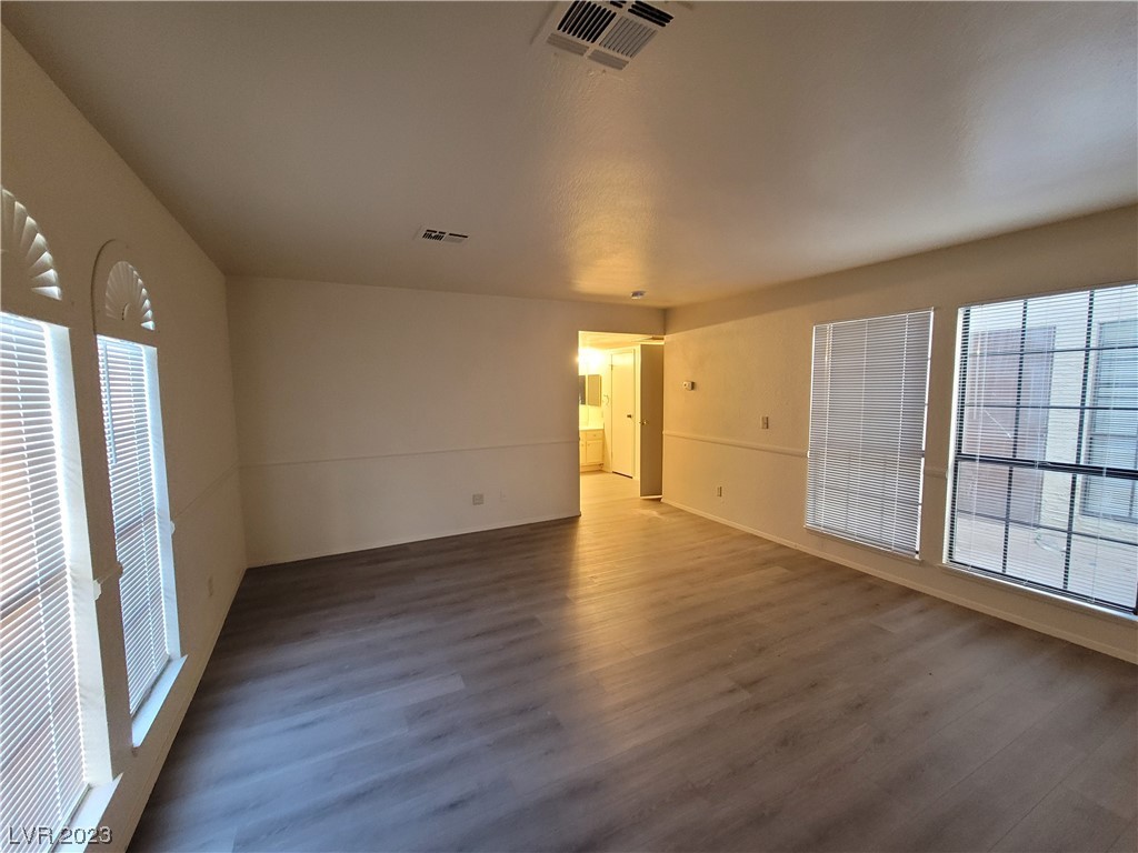 4946 MOZART Drive