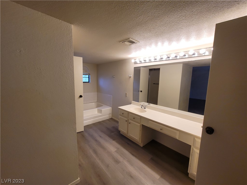 4946 MOZART Drive