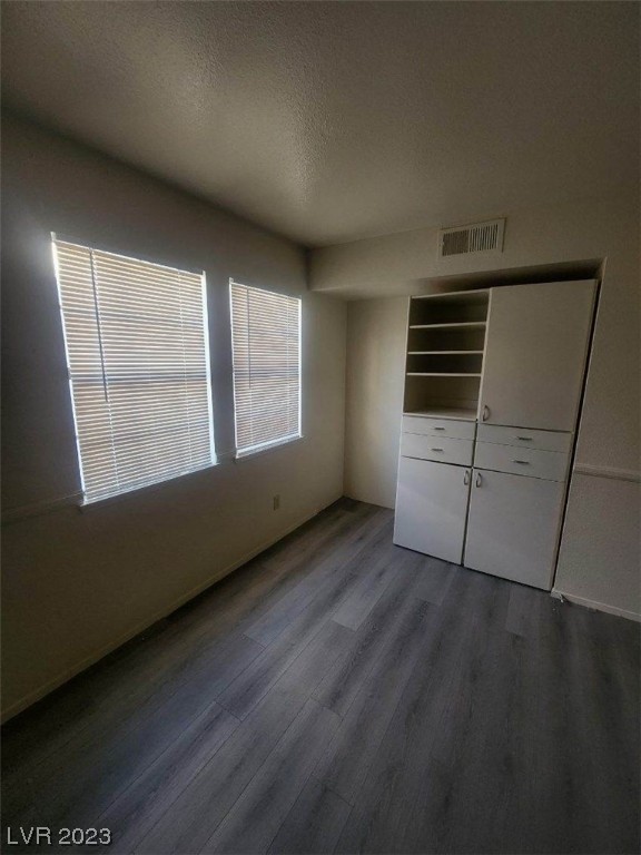 4946 MOZART Drive