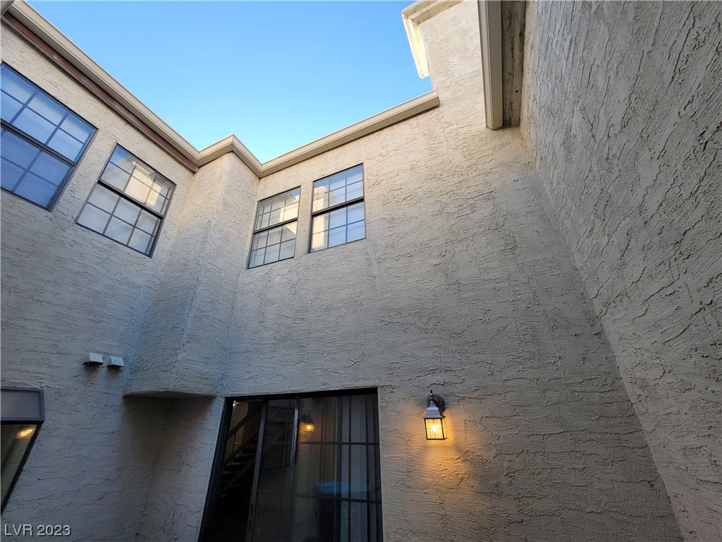 4946 MOZART Drive