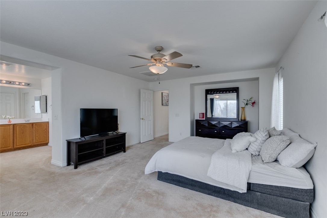 3033 Austin Pale Avenue