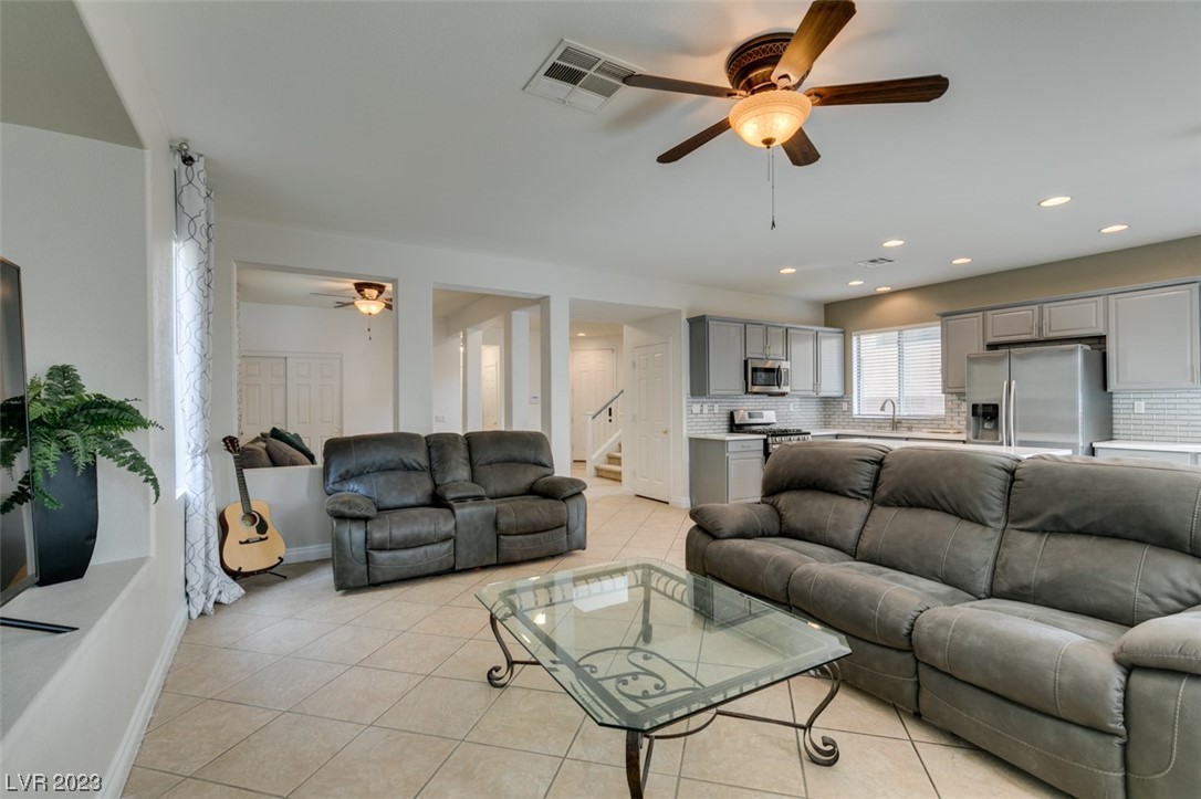 3033 Austin Pale Avenue