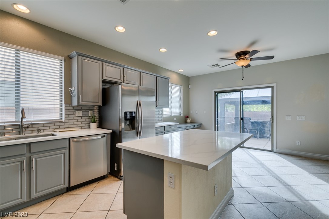 3033 Austin Pale Avenue