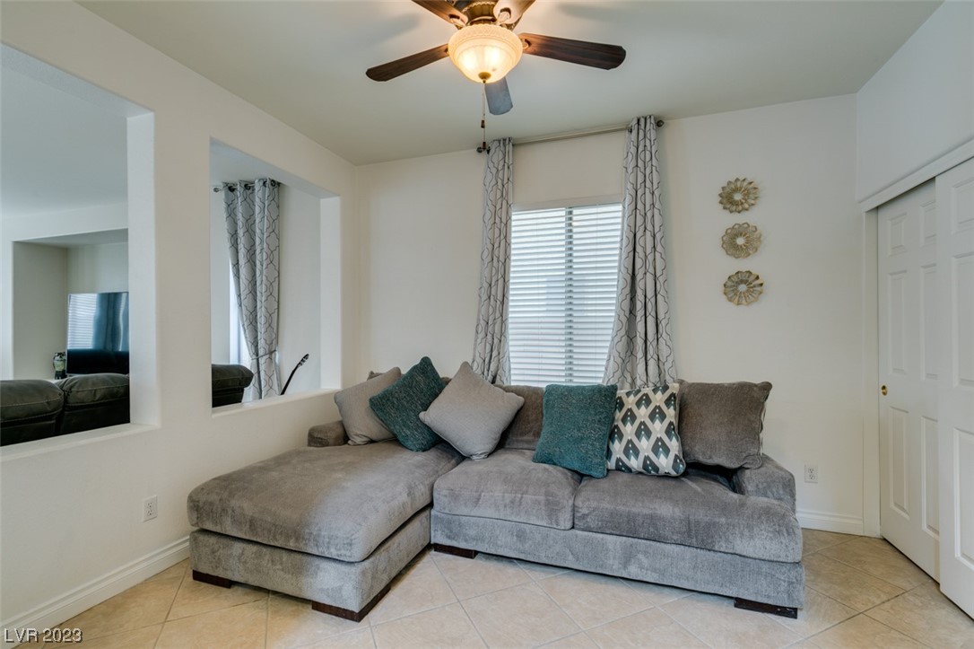 3033 Austin Pale Avenue