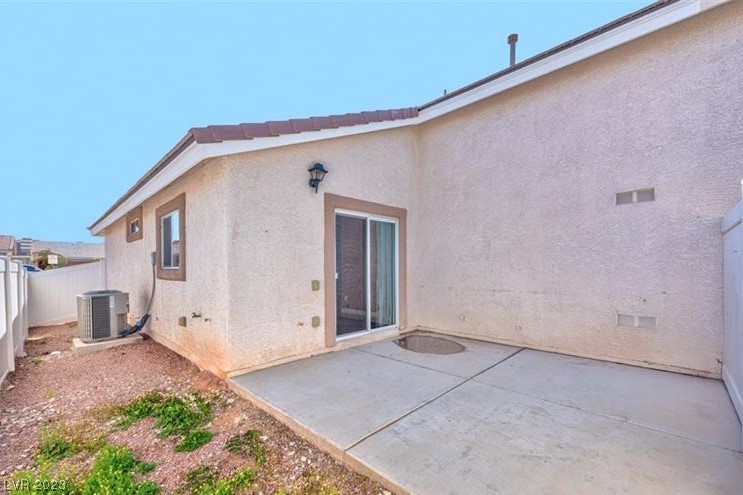 5350 Blue Oat Avenue
