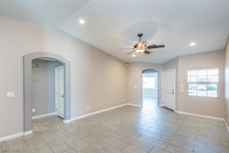 5350 Blue Oat Avenue