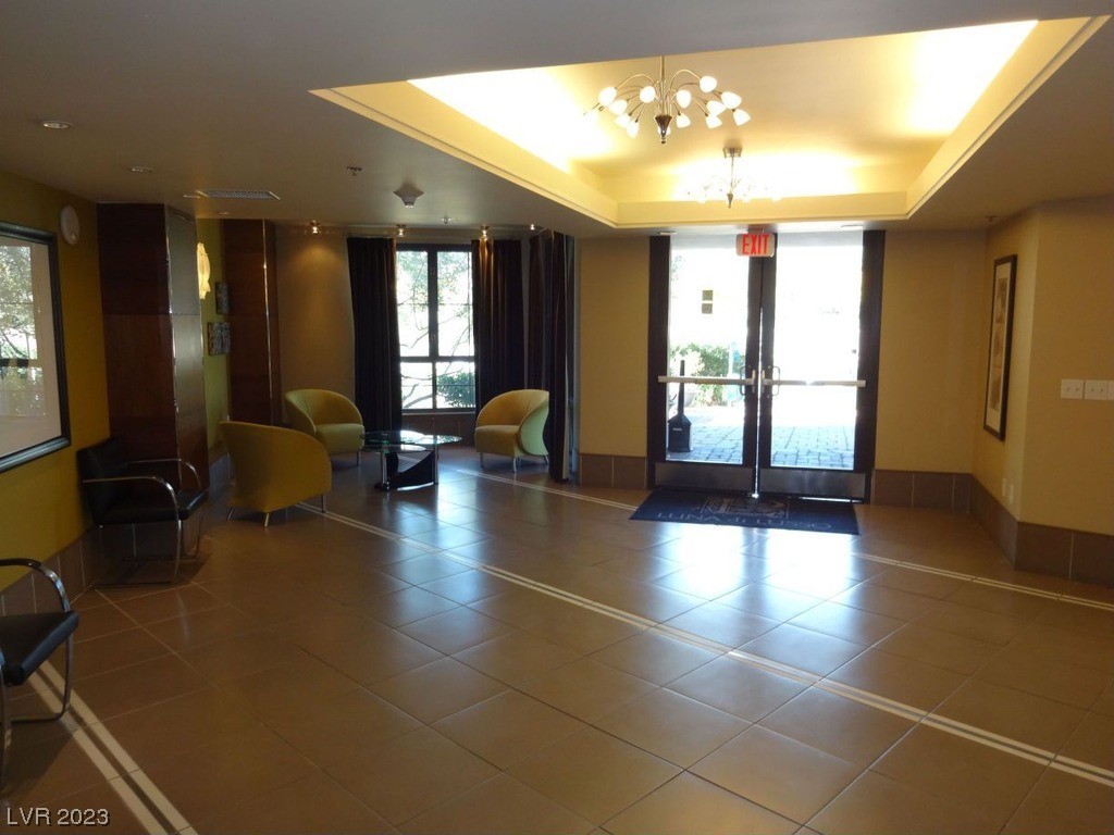 29 MONTELAGO BL Boulevard 215