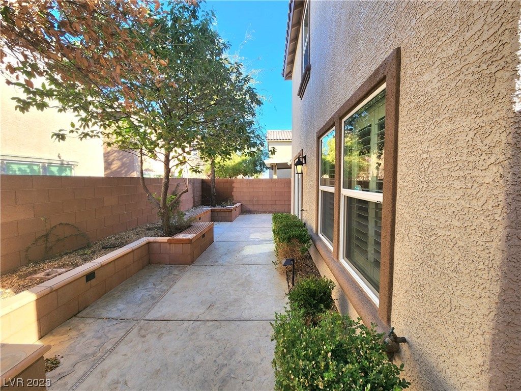 8670 Bella Sparkle Avenue