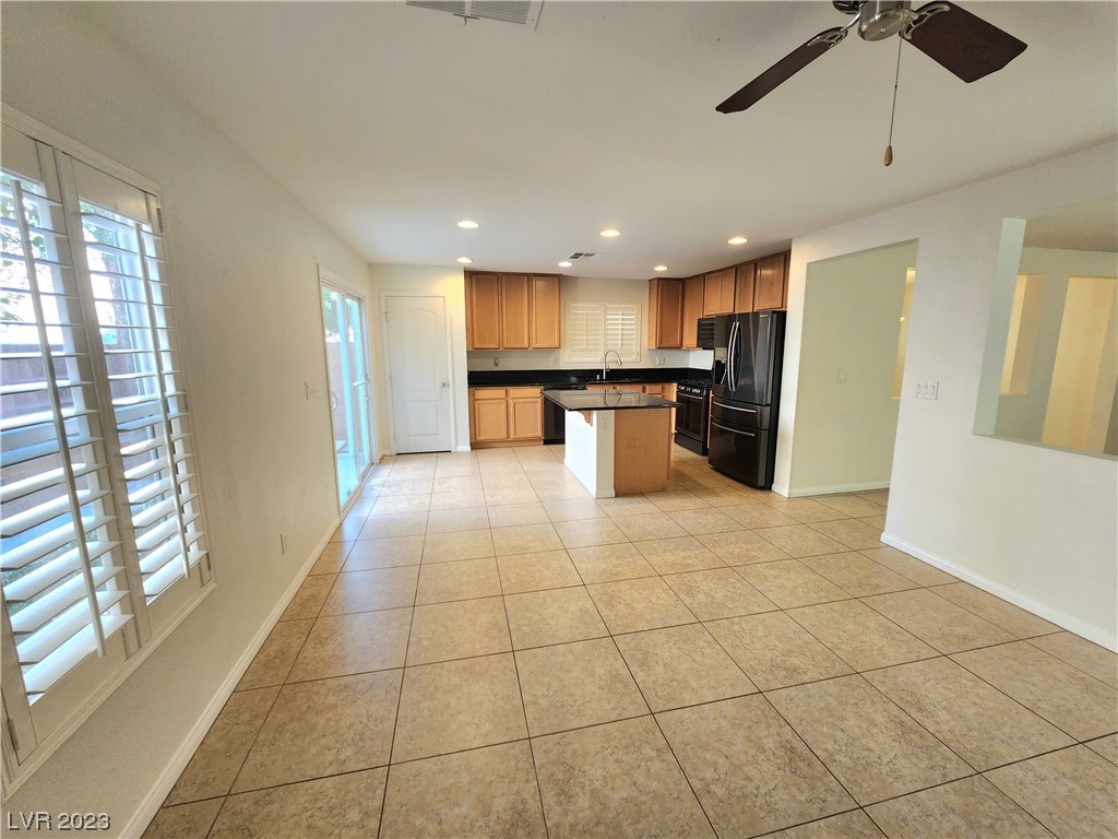 8670 Bella Sparkle Avenue