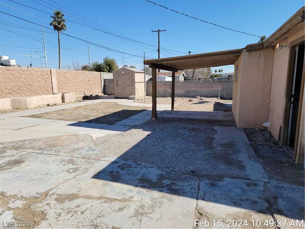5220 Forrest Hills Lane