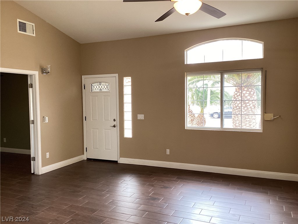 242 Crossview Street