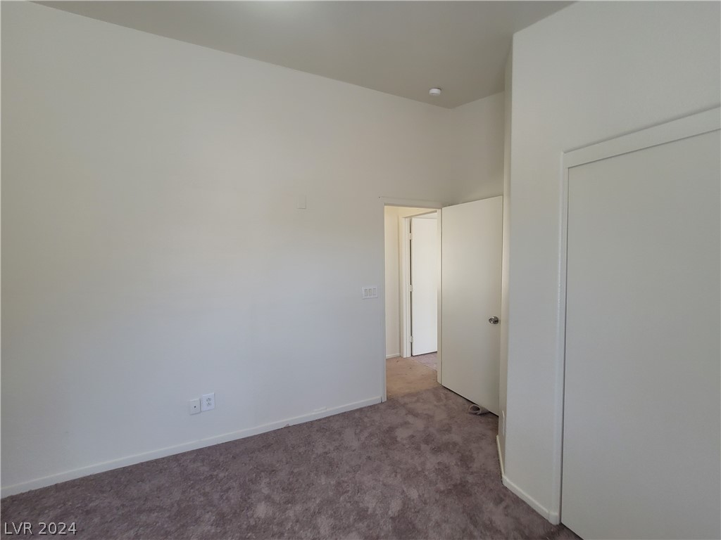 3665 REMINGTON GROVE Avenue .
