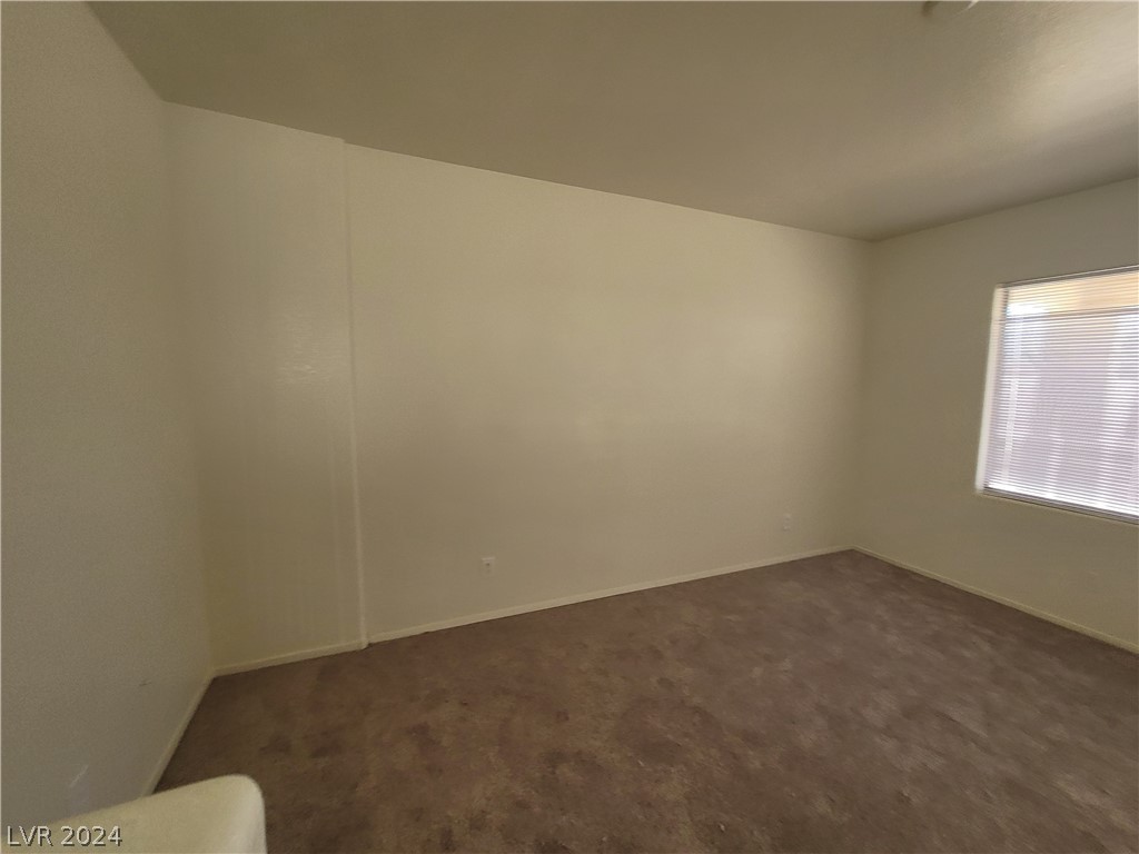 3665 REMINGTON GROVE Avenue .