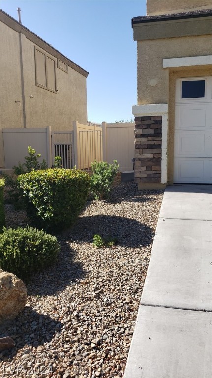 3665 REMINGTON GROVE Avenue .