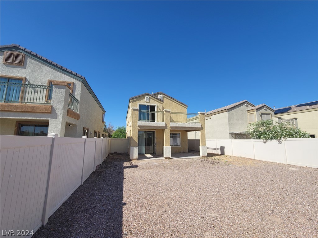 3665 REMINGTON GROVE Avenue .