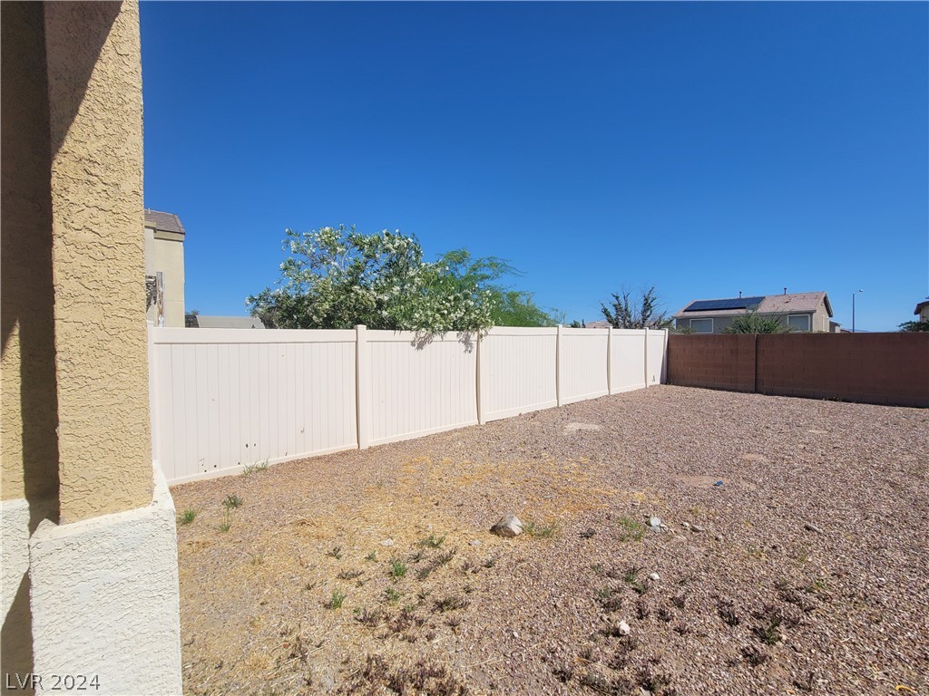 3665 REMINGTON GROVE Avenue .