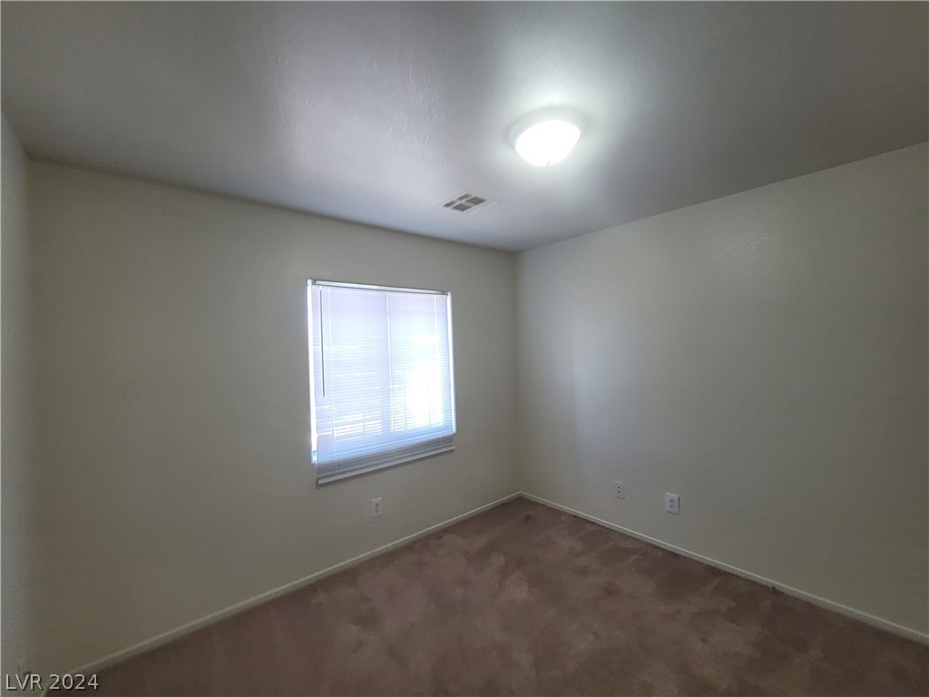 3665 REMINGTON GROVE Avenue .