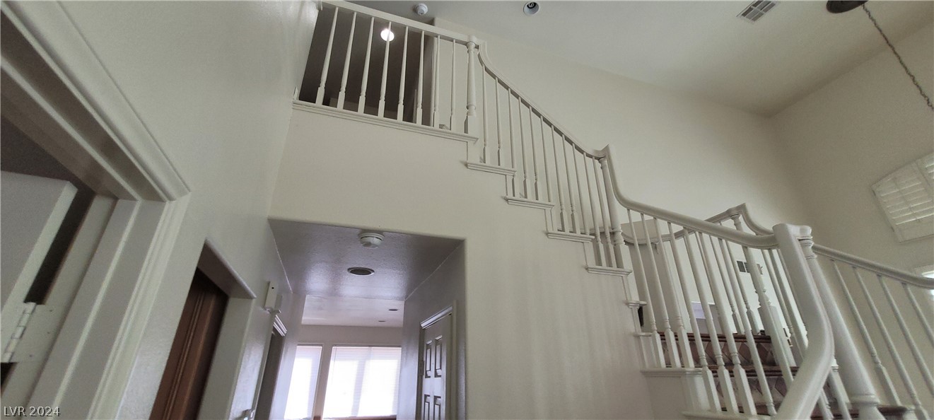 4774 Willow Glen Drive