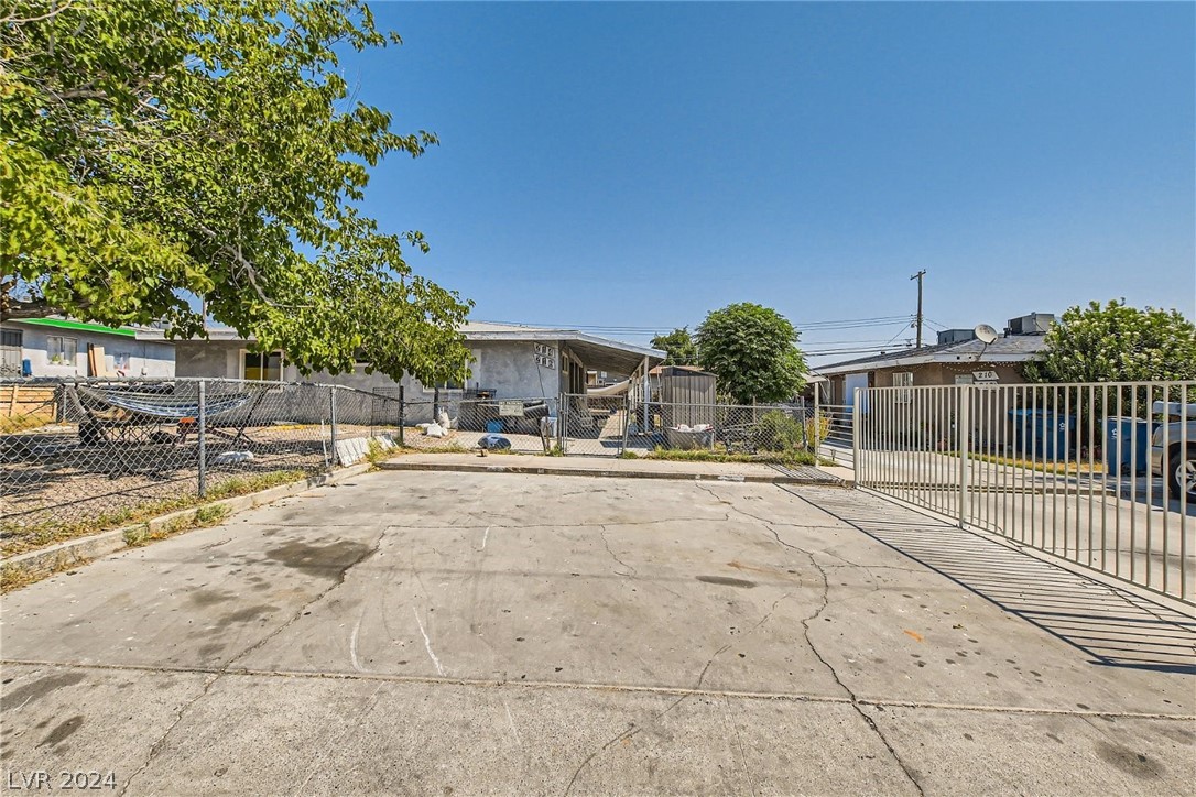 214 George Place 216