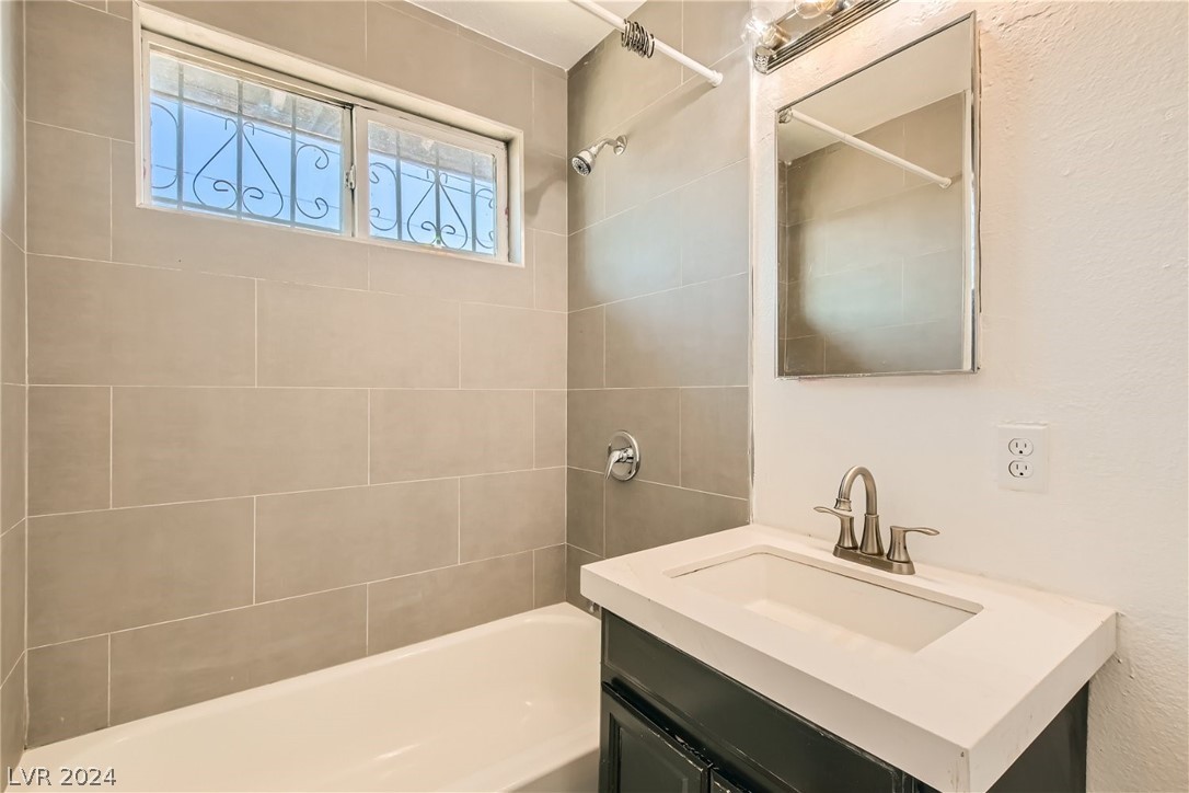 214 George Place 216
