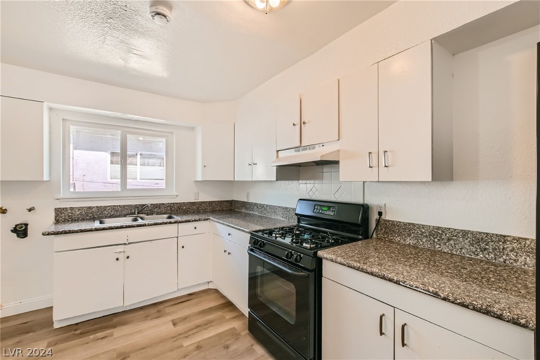 214 George Place 216