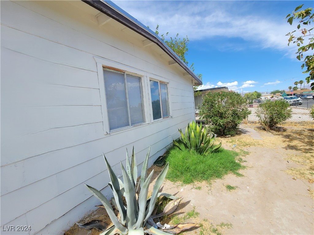 2111 Glider Street 2111