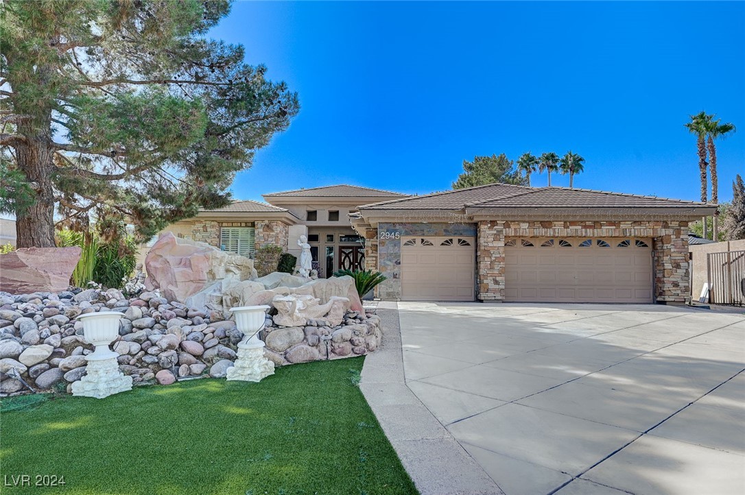 2945 South Monte Cristo Way