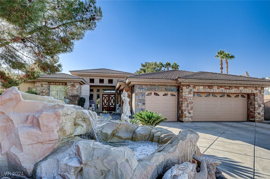 2945 South Monte Cristo Way