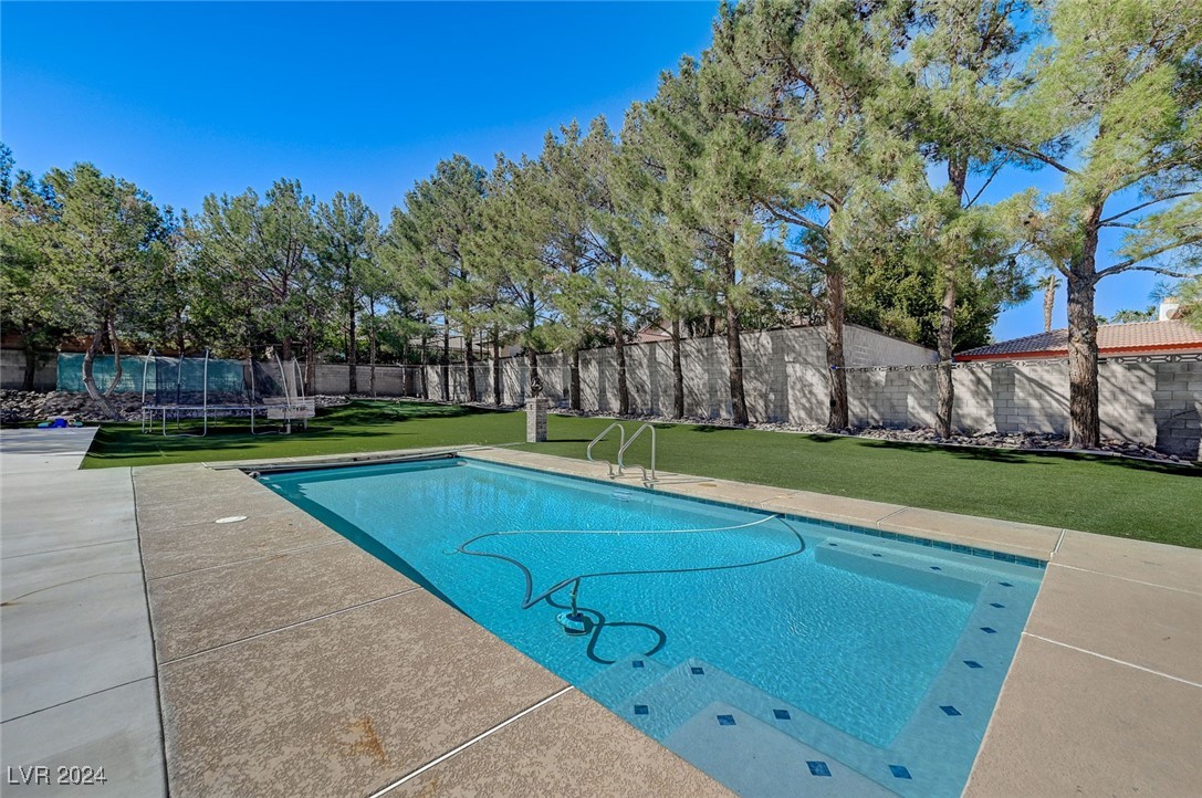 2945 South Monte Cristo Way