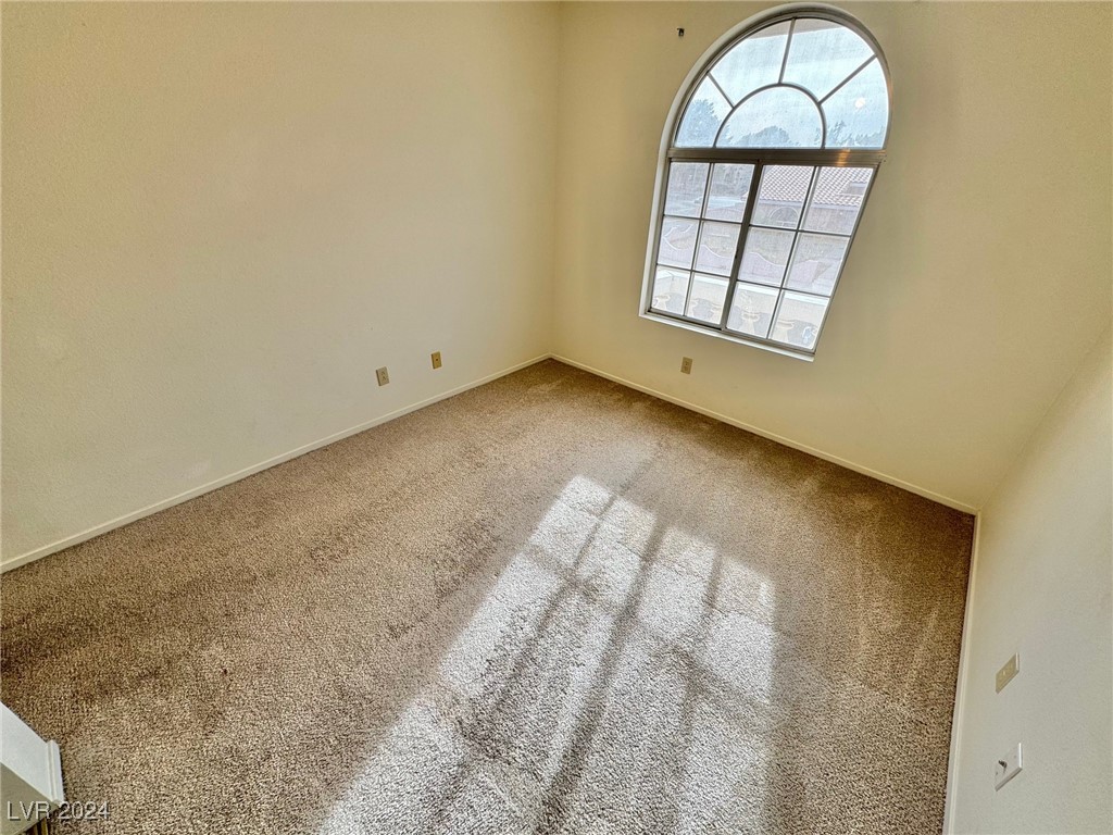 902 Derringer Lane