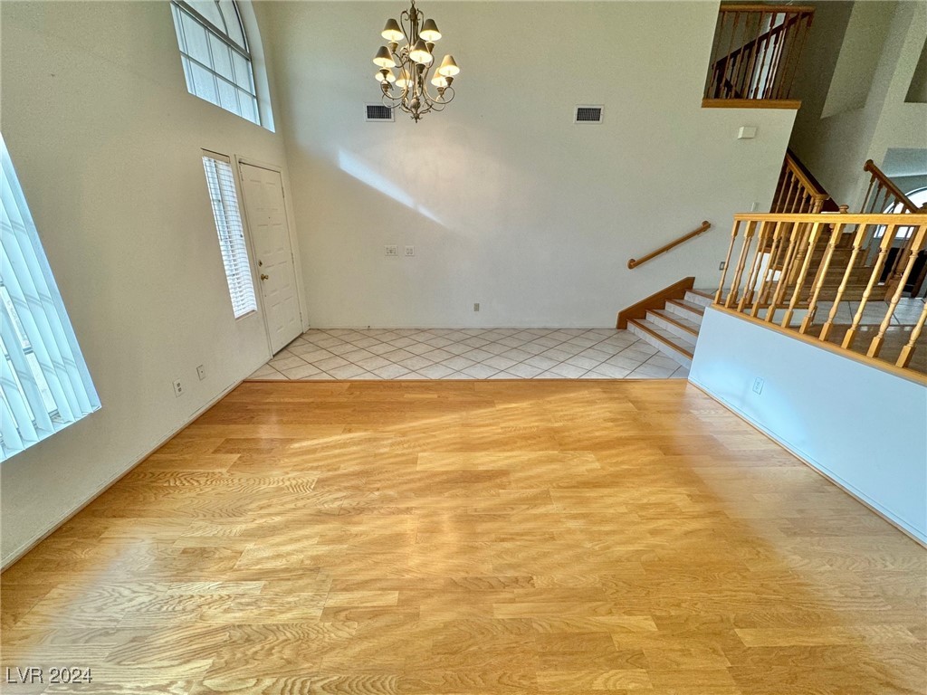 902 Derringer Lane