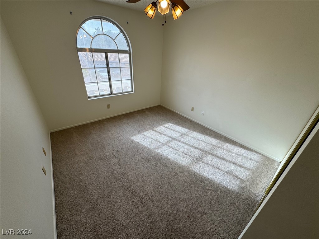 902 Derringer Lane