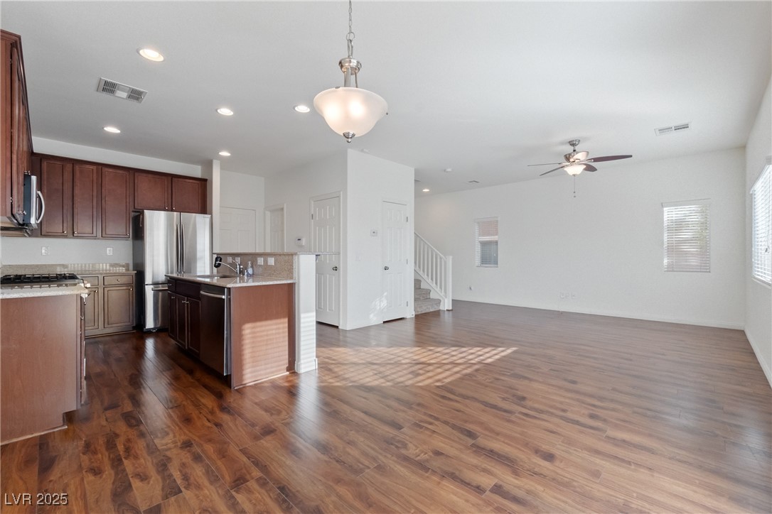 9885 Burberry Peak Court