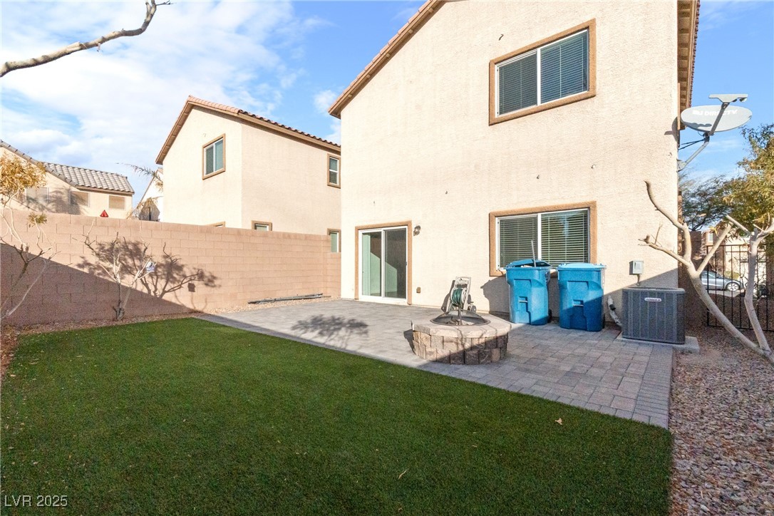 9885 Burberry Peak Court