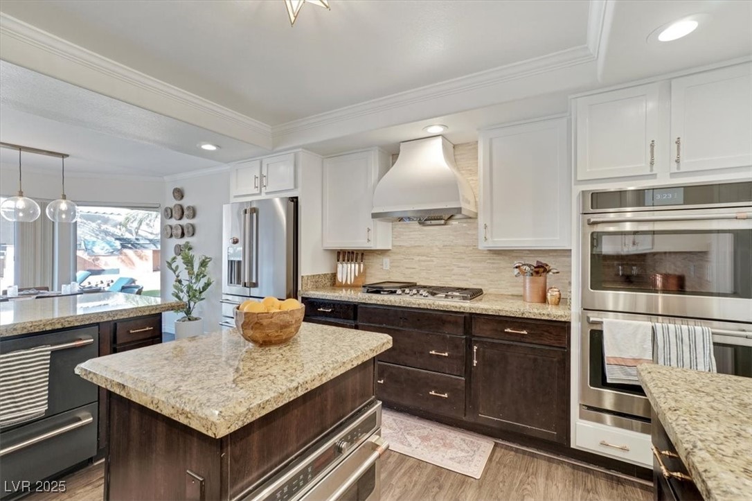 8940 Sailplane Avenue