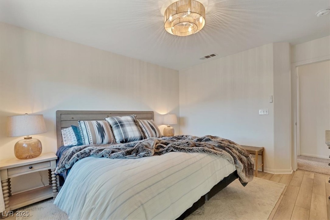 8940 Sailplane Avenue