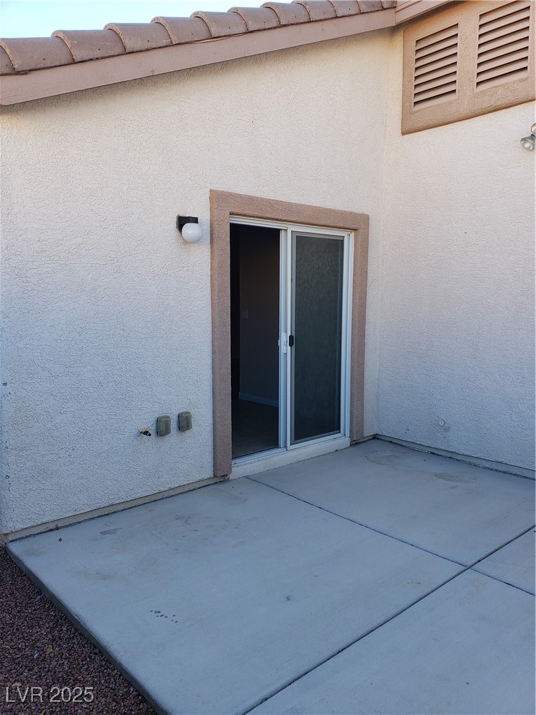 7876 CROWNBEARD Street 0
