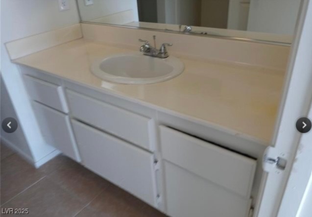 4865 South Torrey Pines Drive 106