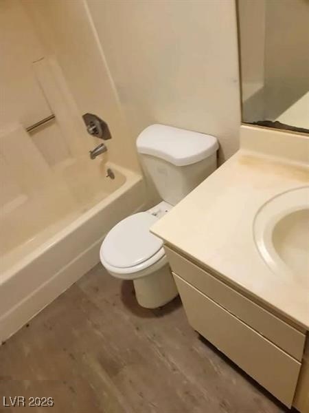 5709 Goldmount Avenue